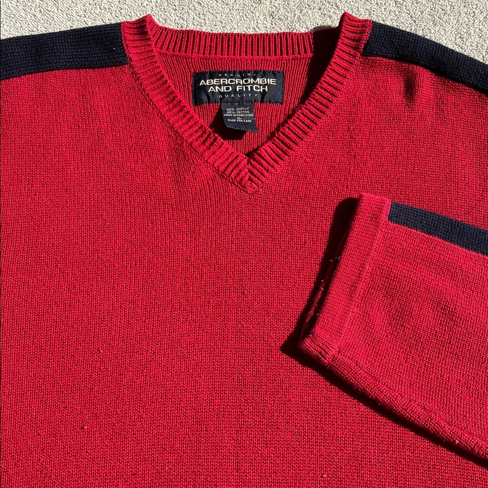 Abercrombie and Fitch Red & Navy Cotton Blend Long Sleeve V-neck Sweater Size XL
